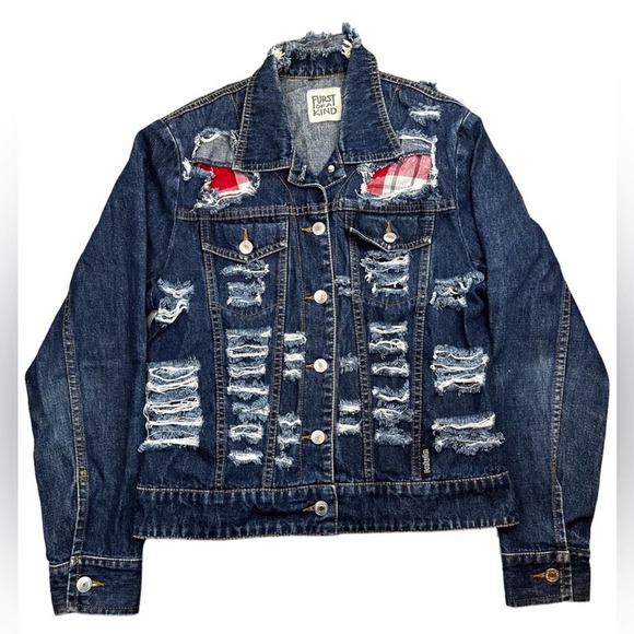 Furst Of A Kind LF Distressed Denim Jean Jacket Women’s Size Medium to Small - Picture 1 of 13